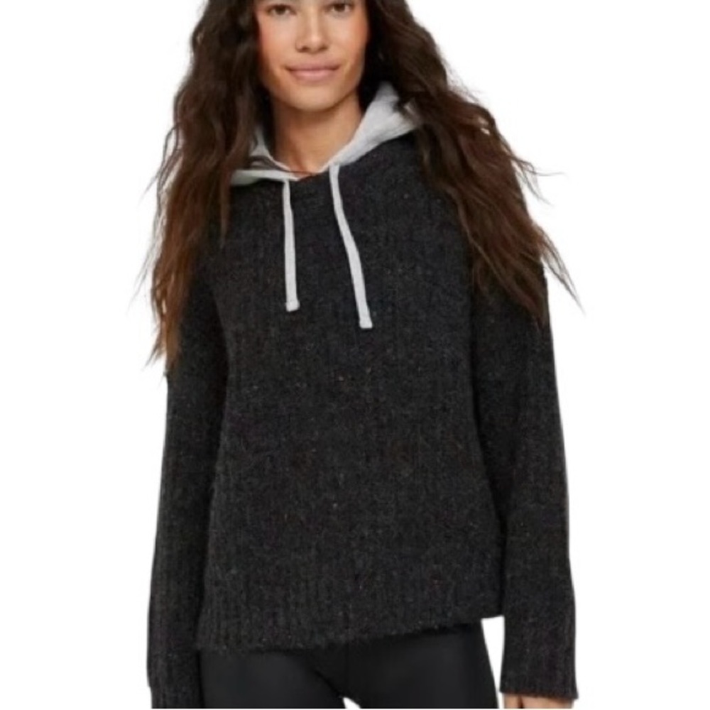 Aerie Hoodie Sweater Speckled Knit Sweatshirt. Size M.